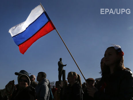 Соцопрос: С начала года у россиян улучшилось отношение к странам Запада