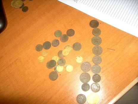 Россиянин пытался вывезти из Украины почти 100 монет – украинская Госпогранслужба