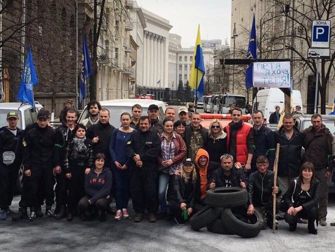 Тука: Акция активистов Автомайдана &ndash; никакой не "народный гнев". Больше напоминает спланированное шоу