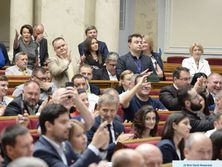 В Раде зарегистрировали законопроект о внеочередных выборах мэра Киева 8 декабря