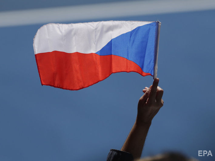Крым посетила делегация из Чехии. Посольство Украины призвало чешские власти осудить поездку