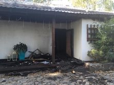 После пожара в доме Гонтаревой уцелели скульптура атлета и швейцарский набор вилок и ложек. Фоторепортаж