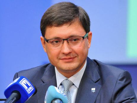 Мэр Мариуполя Бойченко: Зеленский пригласил меня в свой автомобиль. Первый вопрос: какие проблемы у города? Когда я рассказывал, он все записывал в телефон