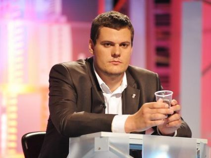 Ильенко: Кажется, что Рада выкупила права на постановку в Украине сериала "Карточный домик", но исполнение бездарное