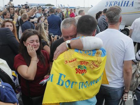 ﻿Усім звільненим із російського полону українським морякам купили квартири, вони житимуть в одному будинку