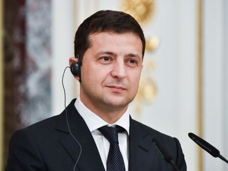 Зеленский: Покупать или продавать землю смогут только украинские граждане и украинские компании