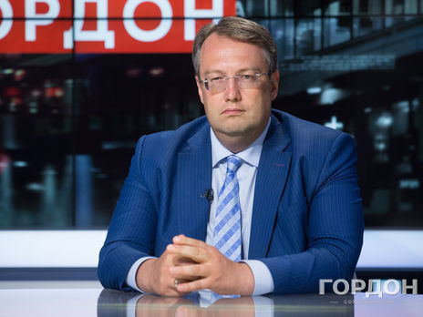 ﻿Антон Геращенко: Інформація, що чоловік, який захопив міст Метро, висував політичні вимоги, не відповідає дійсності