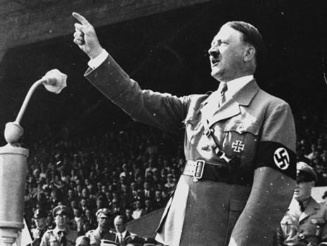 Киевлянка Хорошунова в дневнике 1942 года: По случаю именин Гитлера объявили нерабочий день и все получили по 500 г муки в качестве 