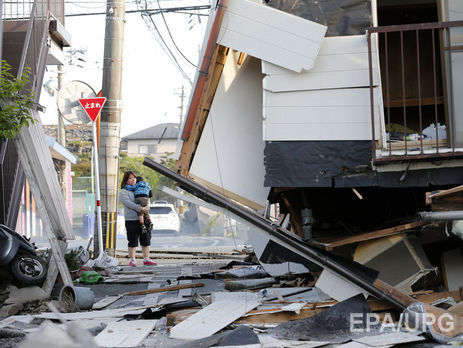 В Японии продолжаются спасательные работы после серии землетрясений. Фоторепортаж