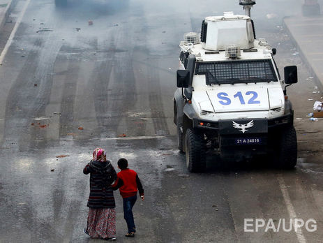 Reuters: В результате теракта на юго-востоке Турции погибли четверо военных