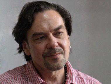 Андрухович о Яценюке: Впервые у нас был премьер, который уверенно выигрывал газовую войну с РФ и неплохо троллил россиян