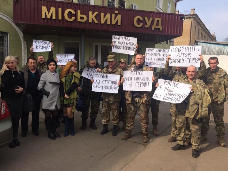 Офицеры 92-й бригады просят Порошенко защитить их от клеветы Матиоса и Туки