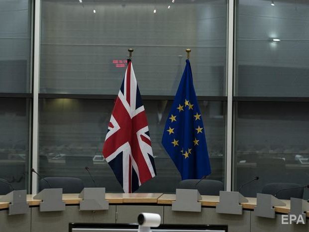 В Евросоюзе отклонили просьбу Британии о соглашении по Brexit без ирландского бэкстопа, но решили продолжить переговоры