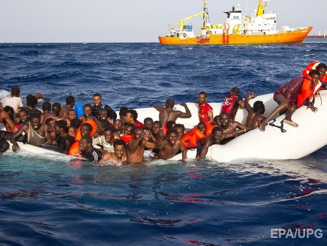 Шестеро мигрантов погибли и более ста спасены у берегов Италии