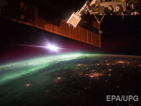 NASA показало, как выглядят северное и южное сияния с борта МКС. Видео