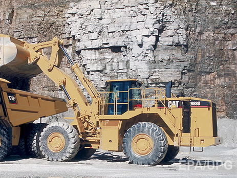 В Китае поссорившиеся строители устроили битву на бульдозерах. Видео