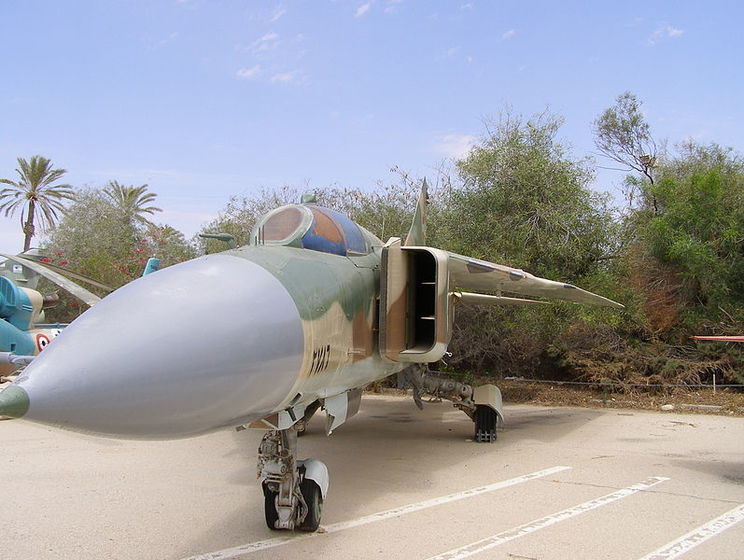 Самолет сирийских ВВС упал из-за отказа двигателя &ndash; СМИ