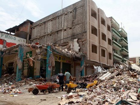 Количество жертв эквадорского землетрясения увеличилось до 654