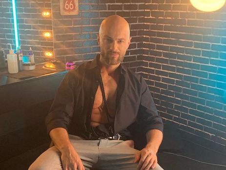 ﻿Яма оприлюднив своє весільне фото 