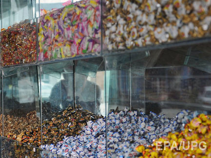 В Пакистане 23 человека скончались, отравившись сладостями