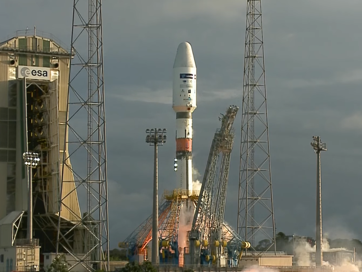 В Южной Америке состоялся запуск российской ракеты "Союз" с европейским спутником. Видео
