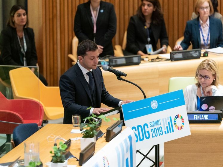﻿Зеленський в ООН: Сталий розвиток неможливий під звуки пострілів і вибухів