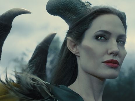 Джоли согласилась снова исполнить роль злой волшебницы с добрым сердцем