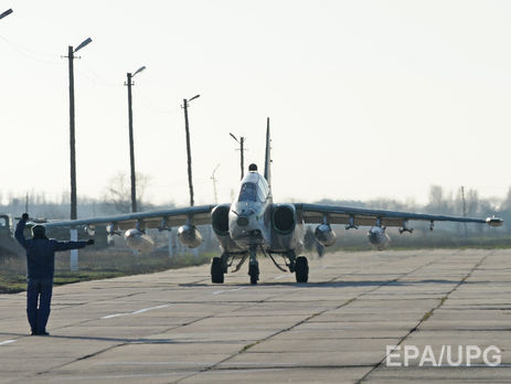 Россия перебросила в оккупированный Крым истребители и штурмовики Северного флота РФ