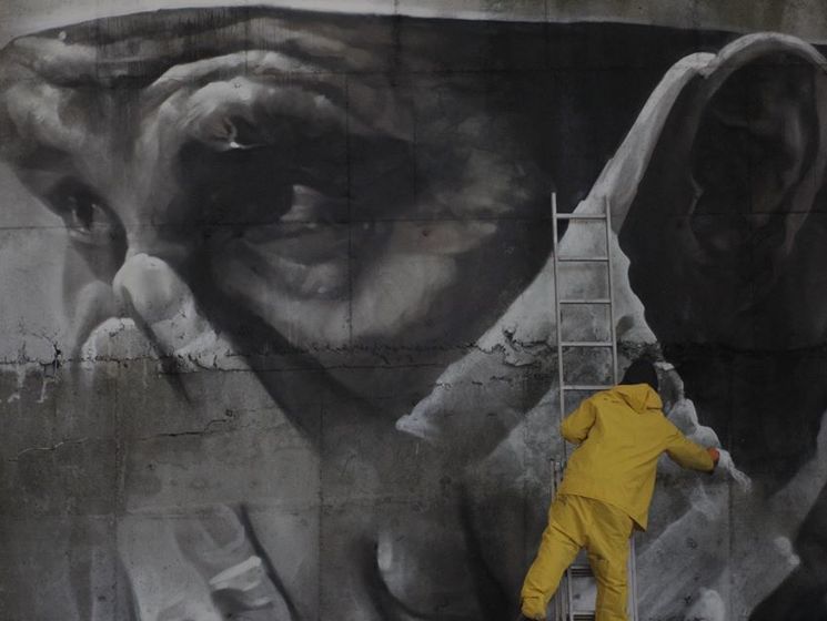 Австралийский художник нарисовал мурал на реакторе Чернобыльской АЭС