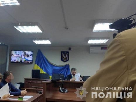 Суд арестовал двух врачей института рака в Киеве, подозреваемых в продаже пациентам бесплатных лекарств