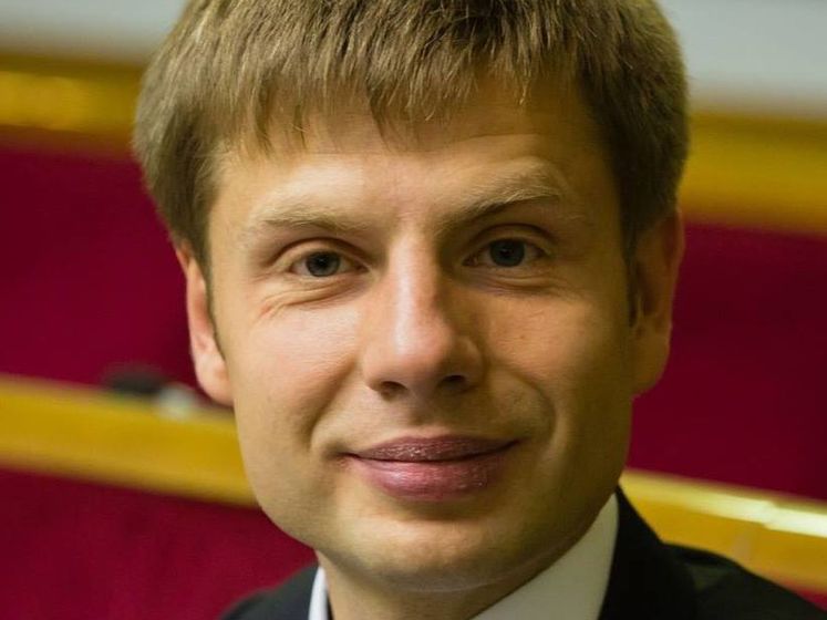 ﻿Гончаренко передав депутатський запит в Офіс президента України із проханням надати стенограму розмови Зеленського і Трампа