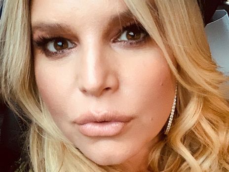 ﻿Джессіка Сімпсон скинула 45 кілограмів