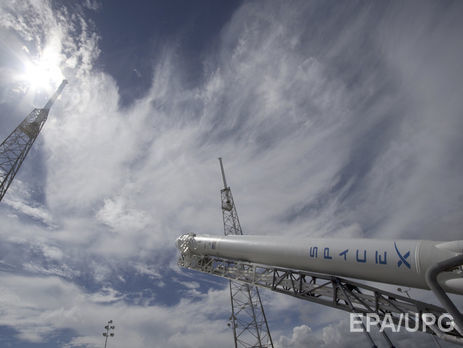  SpaceX опубликовала новые кадры приземления Falcon 9, заснятые с плавучей посадочной платформы. Видео