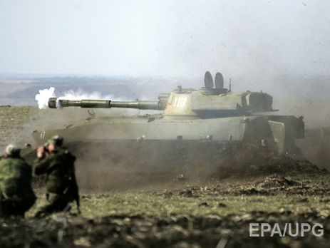 Украинская разведка зафиксировала поставку на Донбасс танков, боеприпасов и горючего из России