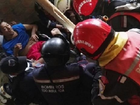 В Эквадоре спустя 13 дней после землетрясения под завалами обнаружили живого человека – СМИ
