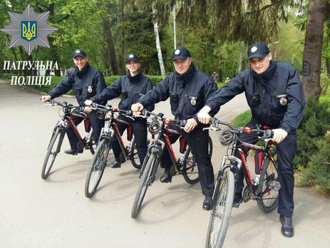 Киевская полиция проводит набор сотрудников в велопатруль