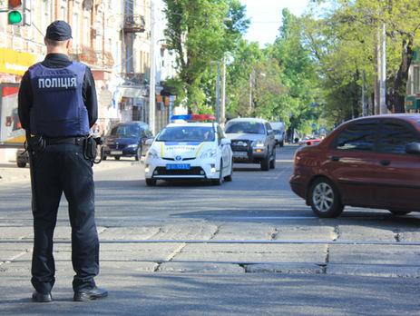 В Одессе полиция нашла три гранаты возле Куликова поля и задержала мужчину с дымовой шашкой