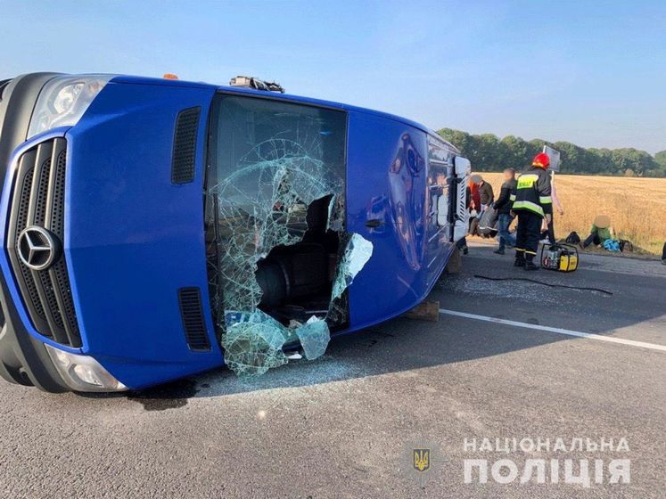 ﻿У Черкаській області у ДТП потрапив автобус із пасажирами, є загиблий