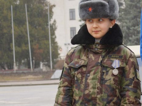 Боевик Пчелка: В пропагандистских роликах 