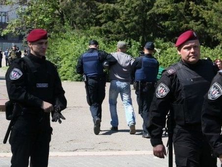 На Куликовом поле в Одессе полиция задержала пятерых нарушителей
