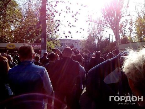Полиция Одессы отобрала нунчаки у мужчины на Куликовом поле