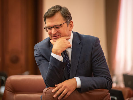 ﻿Кулеба: Ми опинилися у своїх кабінетах завдяки тому, що народ довірив владу Зеленському і його політсилі