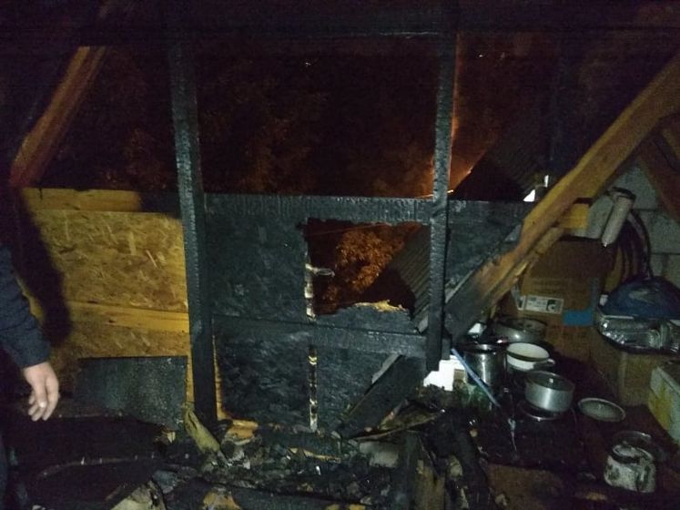 В Умани горел дом, спасатели эвакуировали пятерых паломников-хасидов – ГСЧС