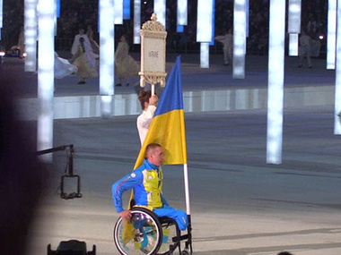 В знак протеста в открытии Паралимпиады в Сочи участвовал лишь один украинский спортсмен