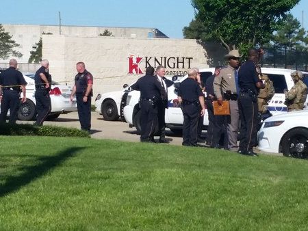 В США уволенный сотрудник СТО убил коллегу и застрелился