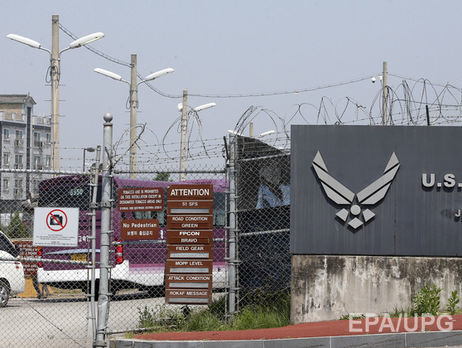 В Южной Корее женщина, спасая своих детей от пожара, сбросила их с четвертого этажа. Видео