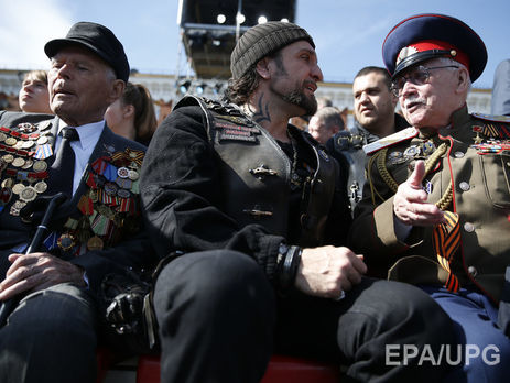 Невзоров: Россия превращается в секту Победы, со всеми очевидными приметами секты как таковой