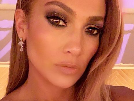 Лопес и Родригес отпраздновали помолвку