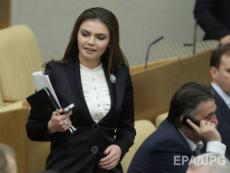 Компания Кабаевой получила доступ к управлению телеканалом CNN в России