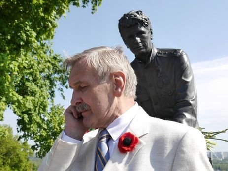 Актер Талашко: Исчезновение памятника Быкову на Байковом кладбище я воспринял как плевок в лицо нашей культуре 